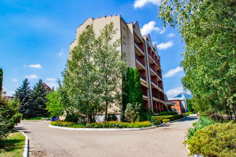 Корпус в санатории Машук Aква Терм в городе Железноводске - фотография