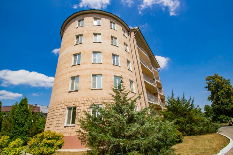 Корпус в санатории Машук Aква Терм в городе Железноводске - фотография