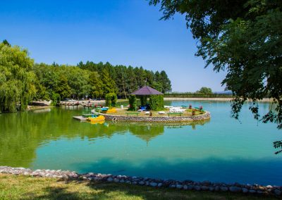 Озеро в санатории Машук Aква Терм в городе Железноводске - фотография