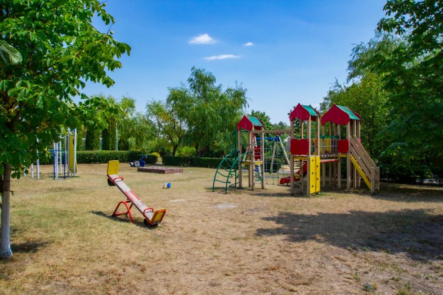 Детская площадка в санатории Машук Aква Терм в городе Железноводске - фотография