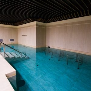 Бассейн в санатории Машук Aква Терм в городе Железноводске - фотография