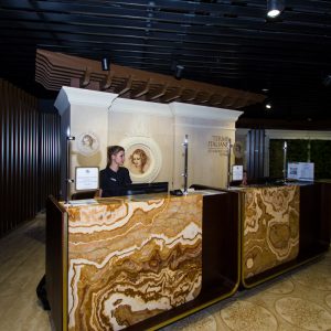 Регистратура в Итальнских Термах в санатории Машук Aква Терм в городе Железноводске - фотография