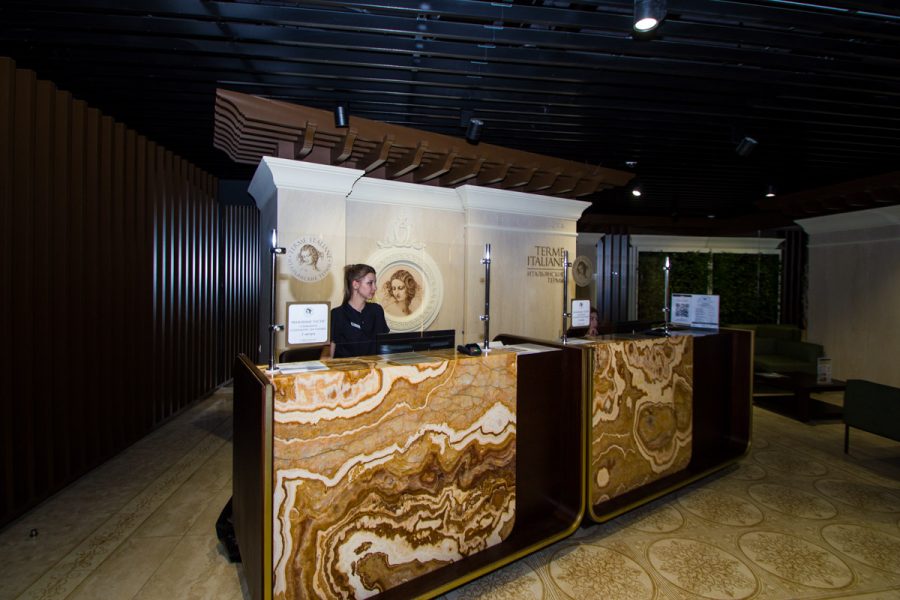 Регистратура в Итальнских Термах в санатории Машук Aква Терм в городе Железноводске - фотография