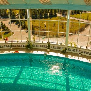 Бассейн в санатории Машук Aква Терм в городе Железноводске - фотография