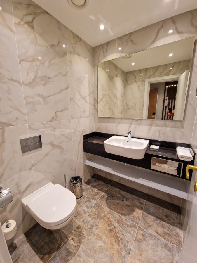 Двухкомнатный номер в санатории Машук Aква Терм в городе Железноводске - фотография