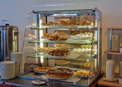 Обеденный зал в санатории Машук Aква Терм в городе Железноводске - фотография