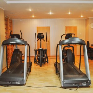 Тренажерный зал в санатории Машук Aква Терм в городе Железноводске - фотография