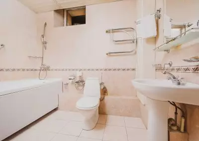 Superior 1 комнатный 2 местный (корпус C) 4 в санатории Машук Aква Терм в городе Железноводске - фотография