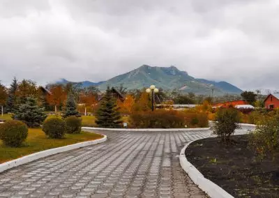 Территория в санатории Машук Aква Терм в городе Железноводске - фотография