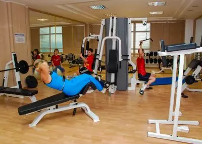 Тренажерный зал в санатории Машук Aква Терм в городе Железноводске - фотография